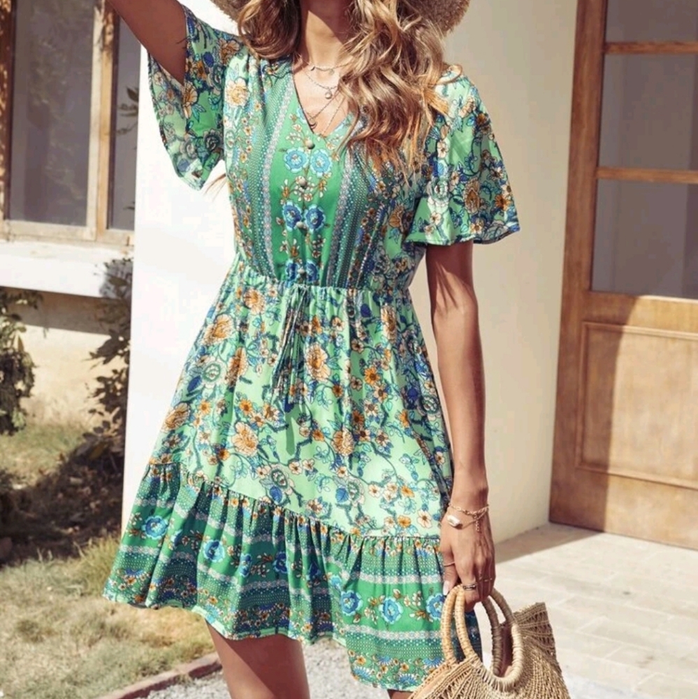 Women's green floral boho dress
